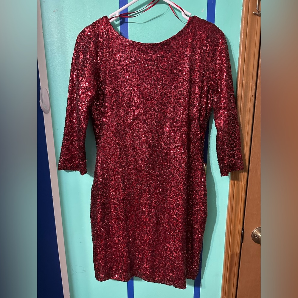 Red Gianni Bini Homecoming/Semi Formal Dress